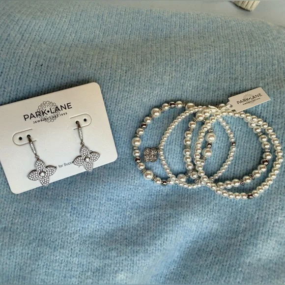Park Lane Vera Sparkle Box earring & bracelets - Picture 1 of 3